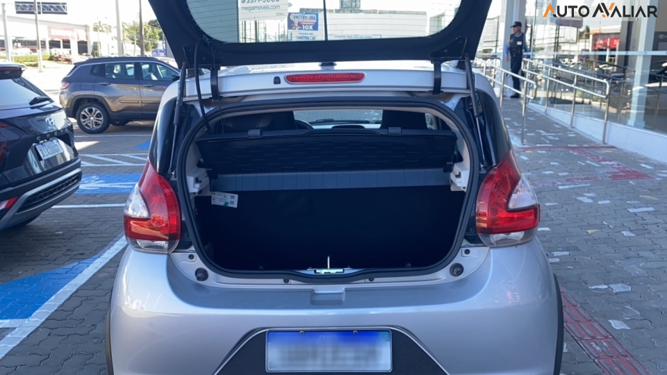 FIAT MOBI 1.0 EVO FLEX TREKKING MANUAL