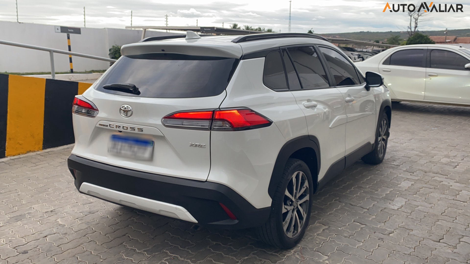 TOYOTA COROLLA CROSS 2.0 VVT-IE FLEX XRE DIRECT SHIFT