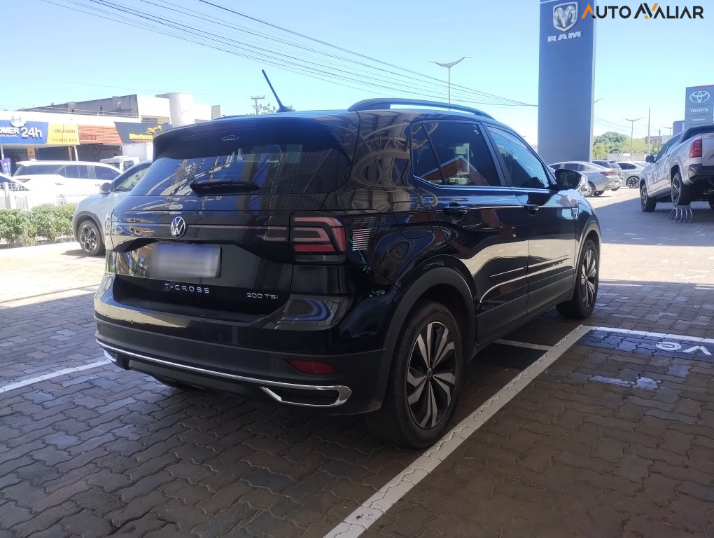VOLKSWAGEN T-CROSS 1.0 200 TSI TOTAL FLEX COMFORTLINE AUTOMÁTICO