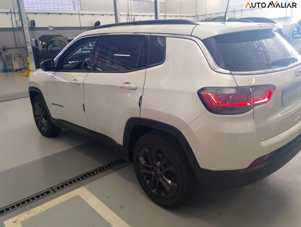 JEEP COMPASS 1.3 T270 TURBO FLEX SPORT AT6