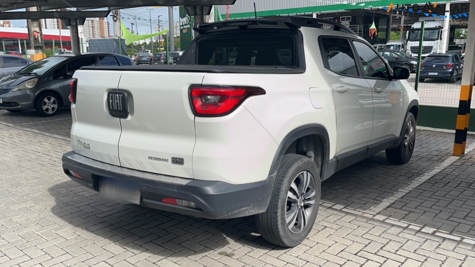 FIAT TORO 1.3 TURBO 270 FLEX FREEDOM AT6