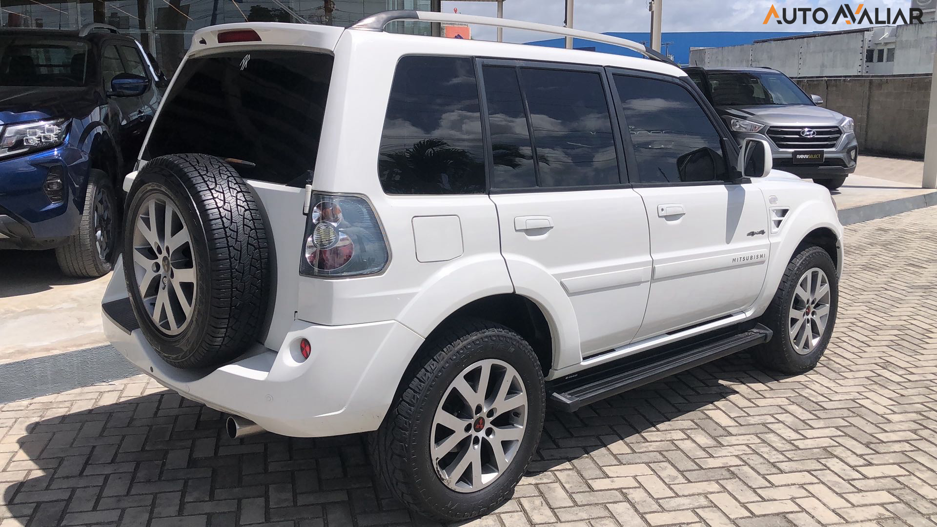 MITSUBISHI PAJERO TR4 2.0 4X4 16V 140CV FLEX 4P AUTOMATICO