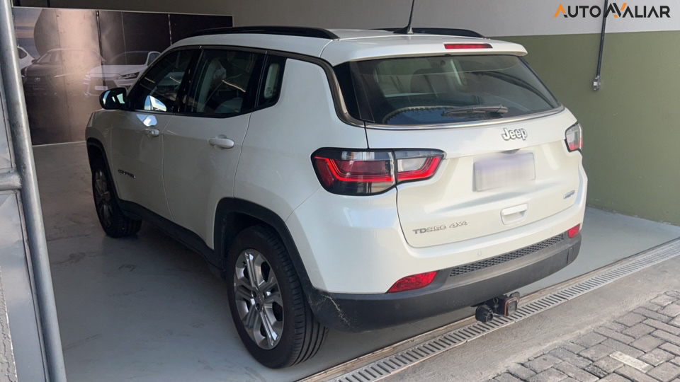 JEEP COMPASS 2.0 TD350 TURBO DIESEL LONGITUDE AT9