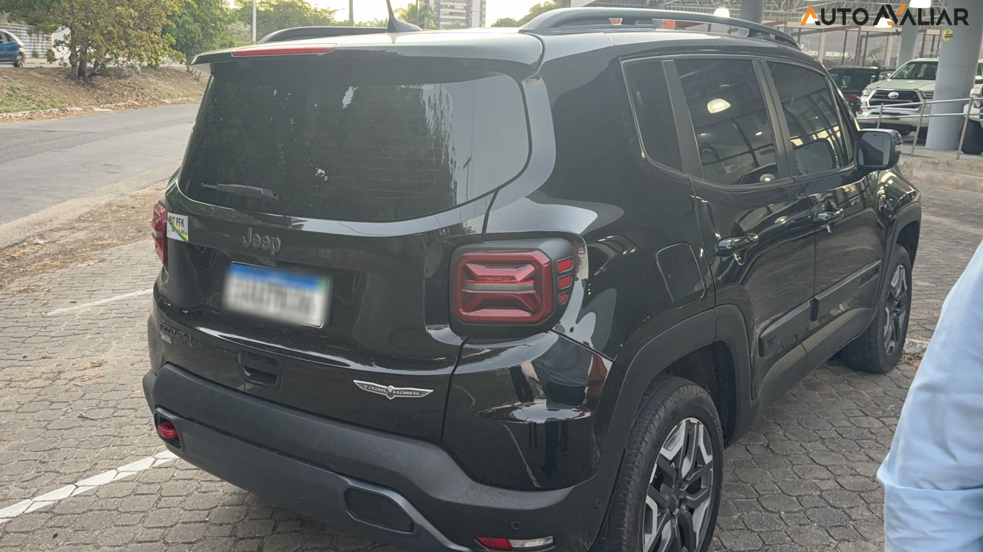JEEP RENEGADE 1.3 T270 TURBO FLEX TRAILHAWK 4X4 AT9