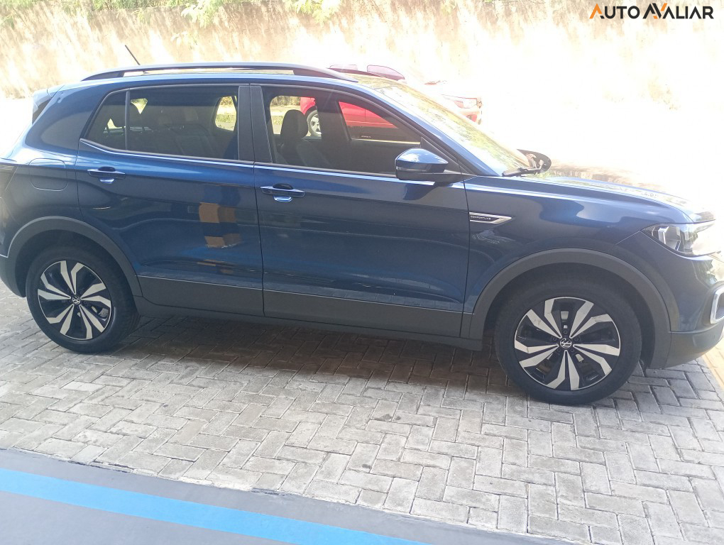 VOLKSWAGEN T-CROSS 1.0 200 TSI TOTAL FLEX COMFORTLINE AUTOMÁTICO