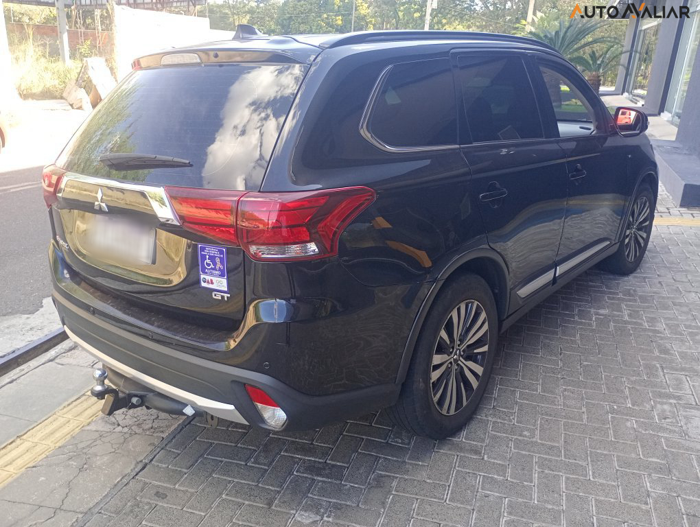 MITSUBISHI OUTLANDER 3.0 GT 4X4 V6 24V GASOLINA 4P AUTOMATICO
