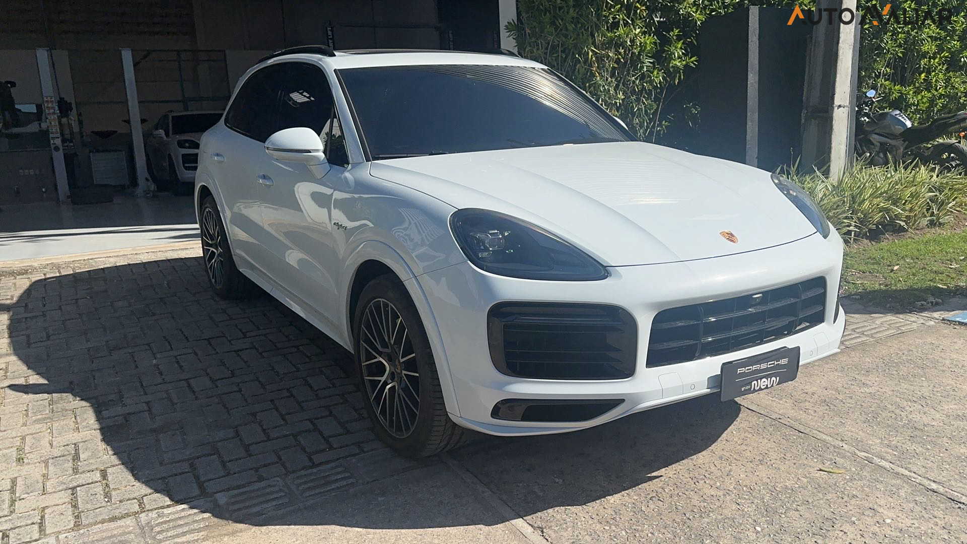 PORSCHE CAYENNE 3.0 V6 E-HYBRID AWD TIPTRONIC S