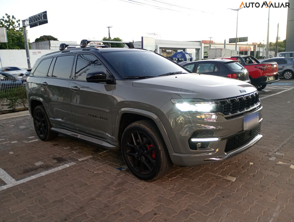 JEEP COMMANDER 2.0 HURRICANE 4 TURBO GASOLINA BLACKHAWK AT9