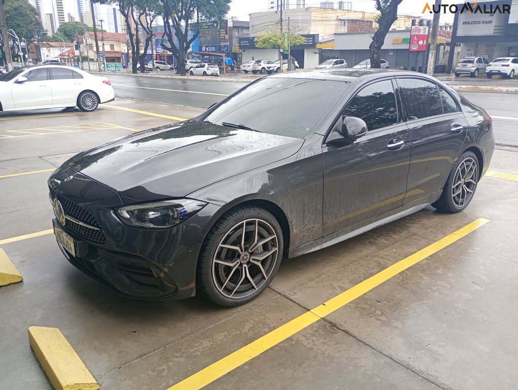 MERCEDES-BENZ C 300 2.0 EQ BOOST HÍBRIDO AMG LINE 9G-TRONIC
