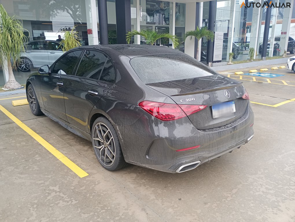 MERCEDES-BENZ C 300 2.0 EQ BOOST HÍBRIDO AMG LINE 9G-TRONIC