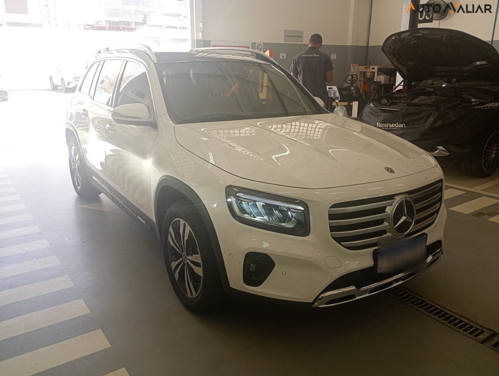 MERCEDES-BENZ GLB 220 2.0 MHEV PROGRESSIVE 4MATIC 8G-DCT