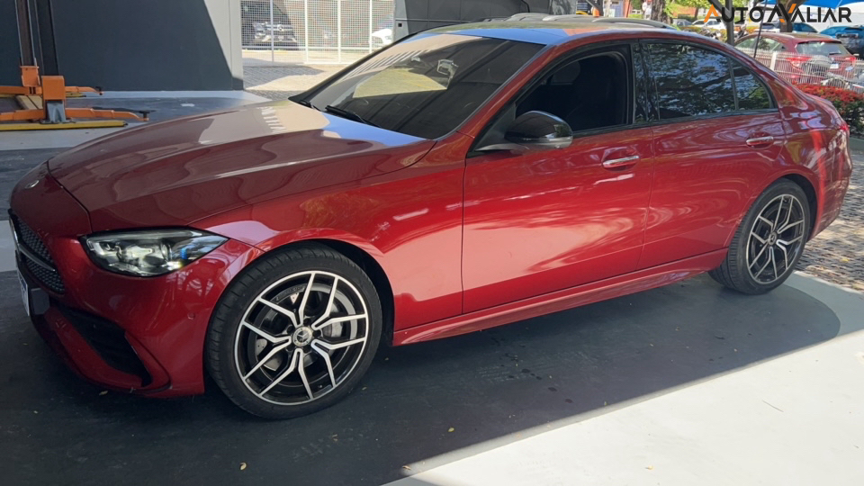 MERCEDES-BENZ C 300 2.0 EQ BOOST HÍBRIDO AMG LINE 9G-TRONIC