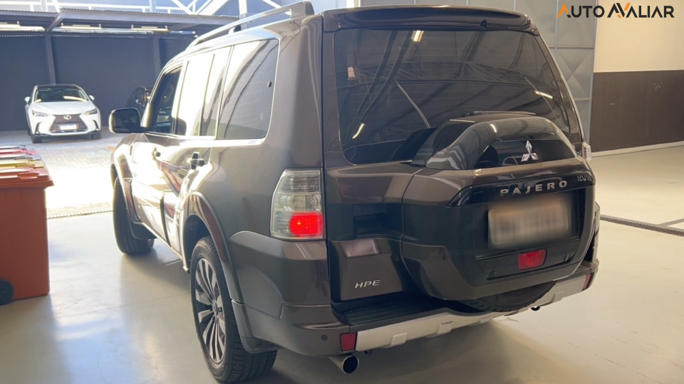 MITSUBISHI PAJERO FULL 3.2 HPE 4X4 16V TURBO INTERCOOLER DIESEL 4P AUTOMATICO