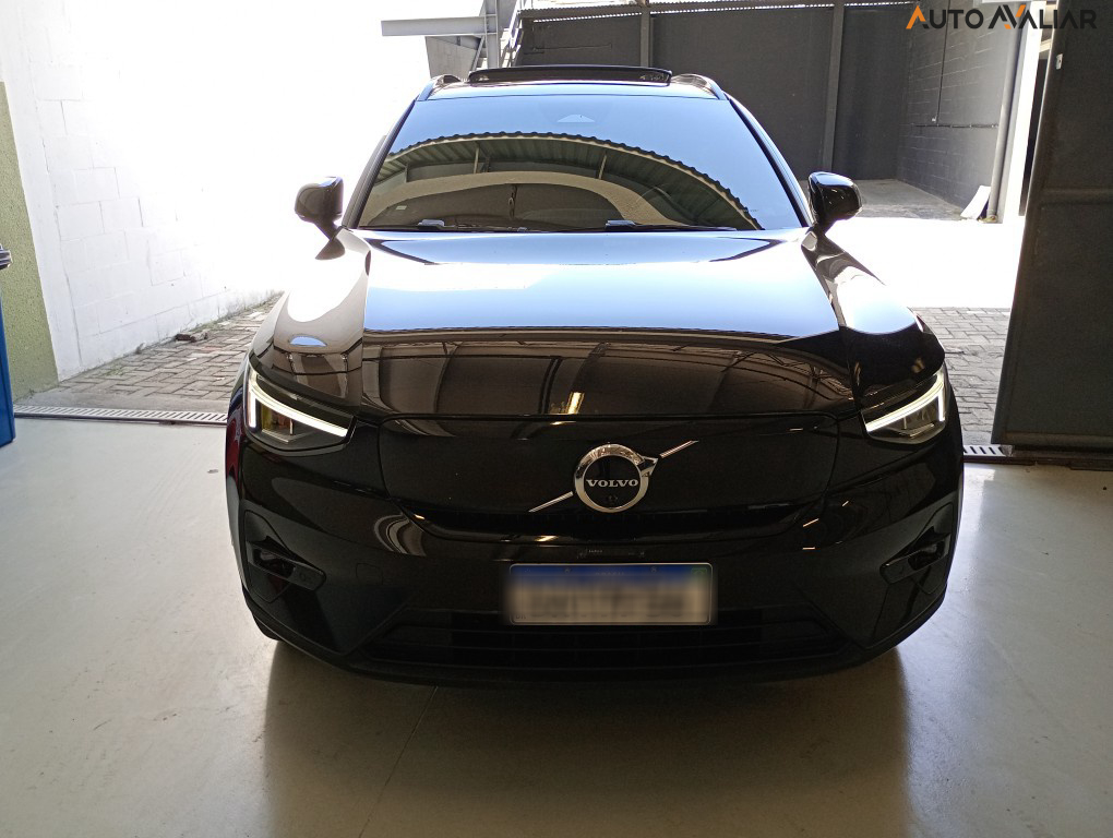 VOLVO XC40 P8 RECHARGE TWIN ELECTRIC ULTIMATE AWD