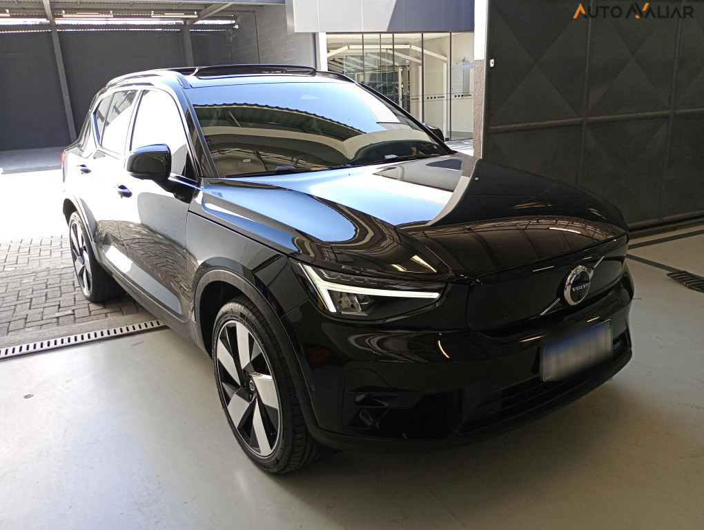 VOLVO XC40 P8 RECHARGE TWIN ELECTRIC ULTIMATE AWD