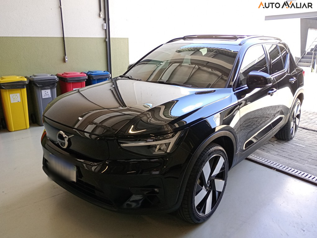 VOLVO XC40 P8 RECHARGE TWIN ELECTRIC ULTIMATE AWD