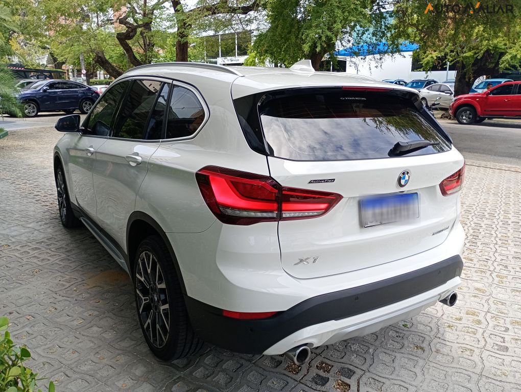 BMW X1 2.0 16V TURBO ACTIVEFLEX SDRIVE20I X-LINE 4P AUTOMATICO