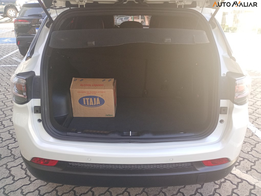 JEEP COMPASS 1.3 T270 TURBO FLEX LONGITUDE AT6