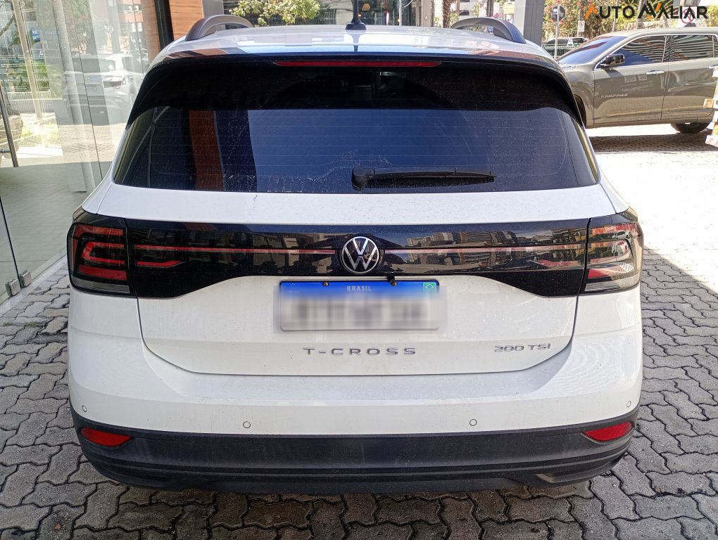 VOLKSWAGEN T-CROSS 1.0 200 TSI TOTAL FLEX AUTOMÁTICO