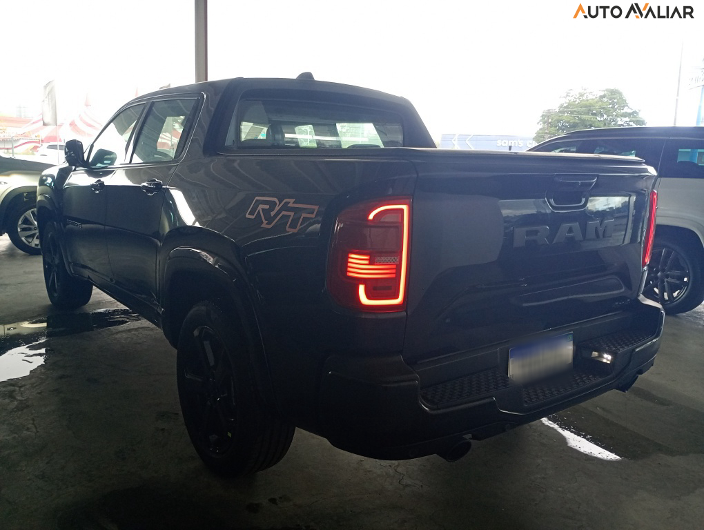 RAM RAMPAGE 2.0 HURRICANE 4 TURBO GASOLINA R/T 4X4 AUTOMÁTICO