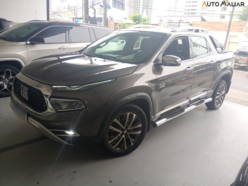FIAT TORO 2.0 16V TURBO DIESEL RANCH 4WD AT9