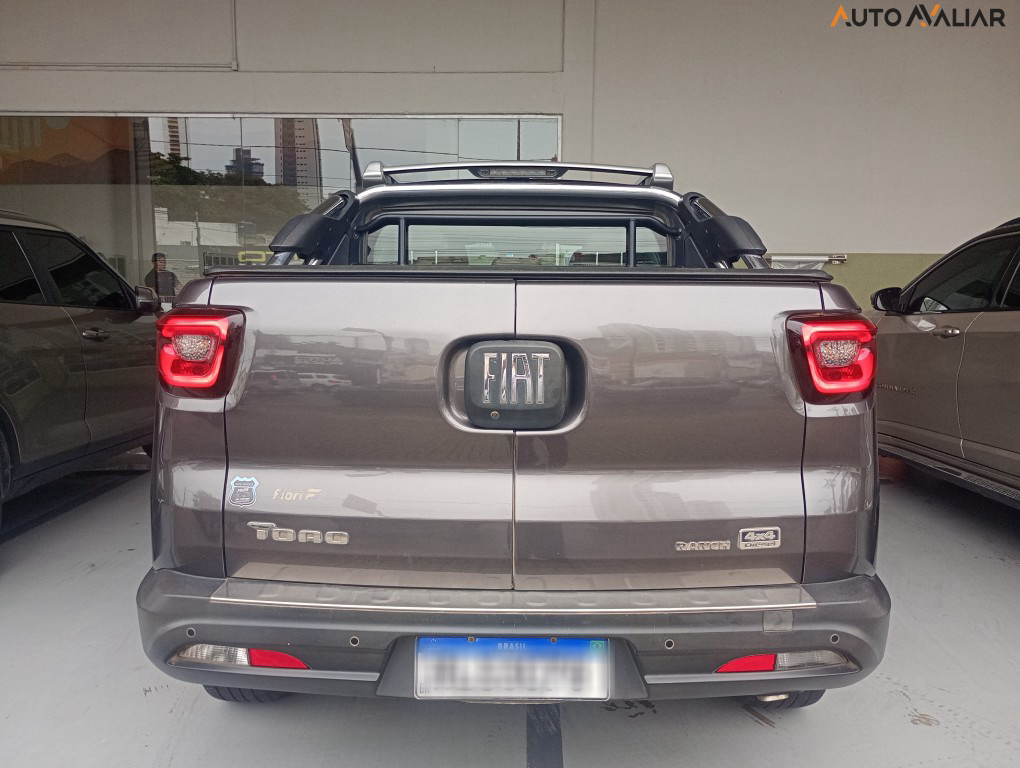 FIAT TORO 2.0 16V TURBO DIESEL RANCH 4WD AT9