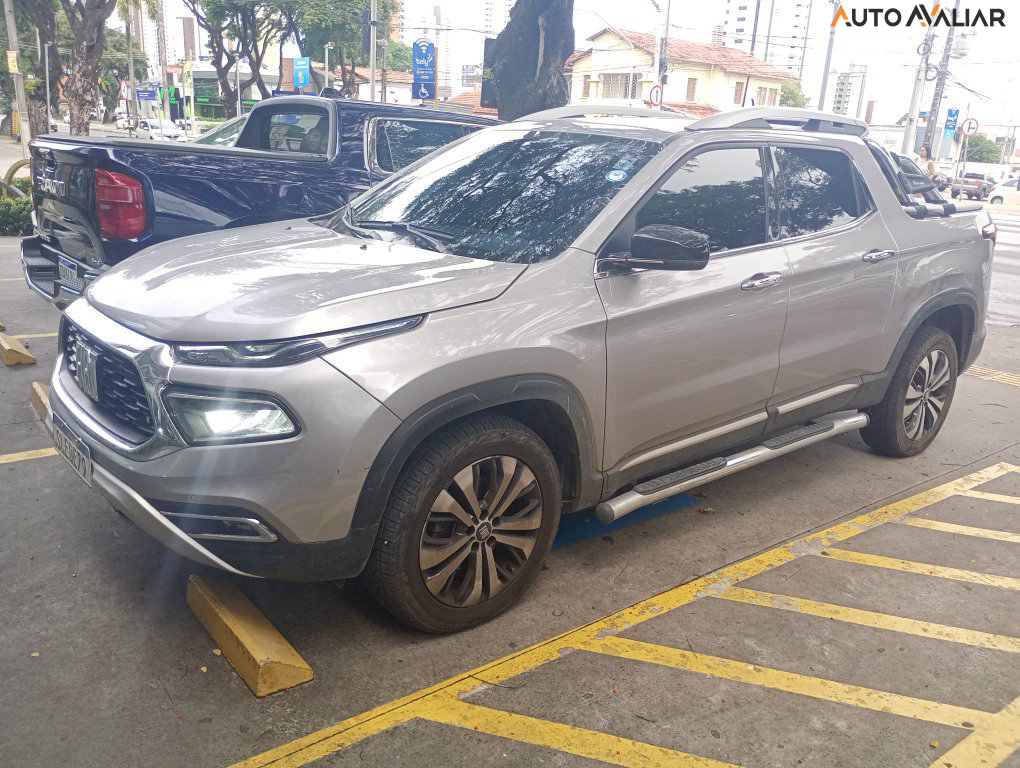 FIAT TORO 2.0 16V TURBO DIESEL VOLCANO 4WD AT9
