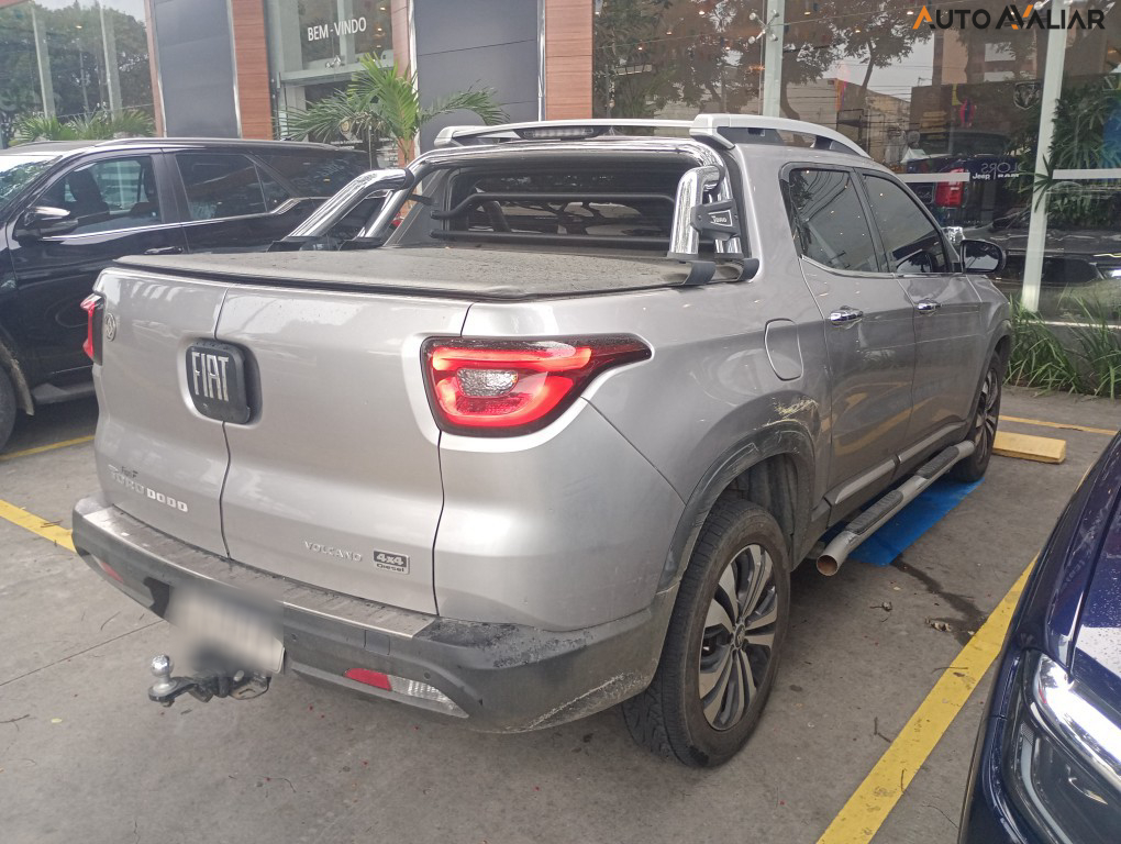 FIAT TORO 2.0 16V TURBO DIESEL VOLCANO 4WD AT9