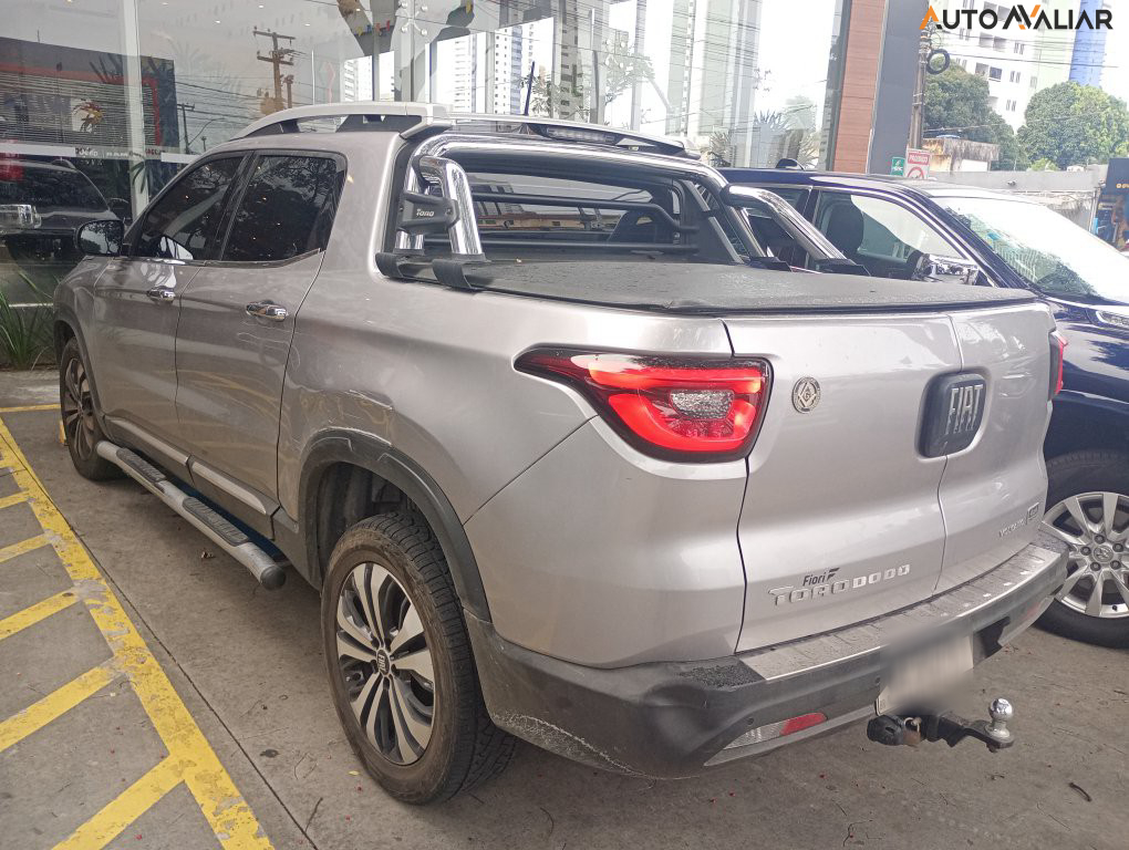 FIAT TORO 2.0 16V TURBO DIESEL VOLCANO 4WD AT9