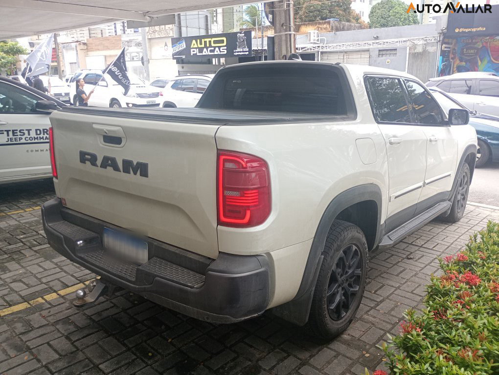RAM RAMPAGE 2.0 TURBO DIESEL REBEL 4X4 AUTOMÁTICO