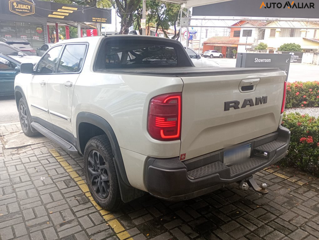 RAM RAMPAGE 2.0 TURBO DIESEL REBEL 4X4 AUTOMÁTICO
