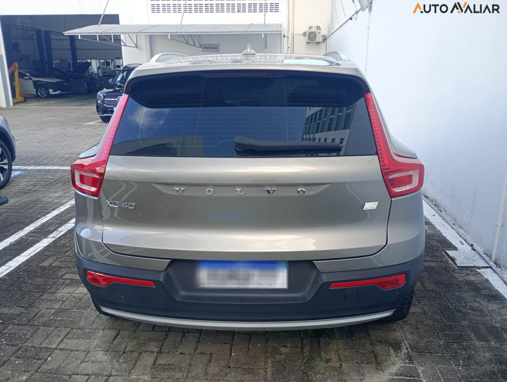 VOLVO XC 40 1.5 T5 RECHARGE INSCRIPTION GEARTRONIC