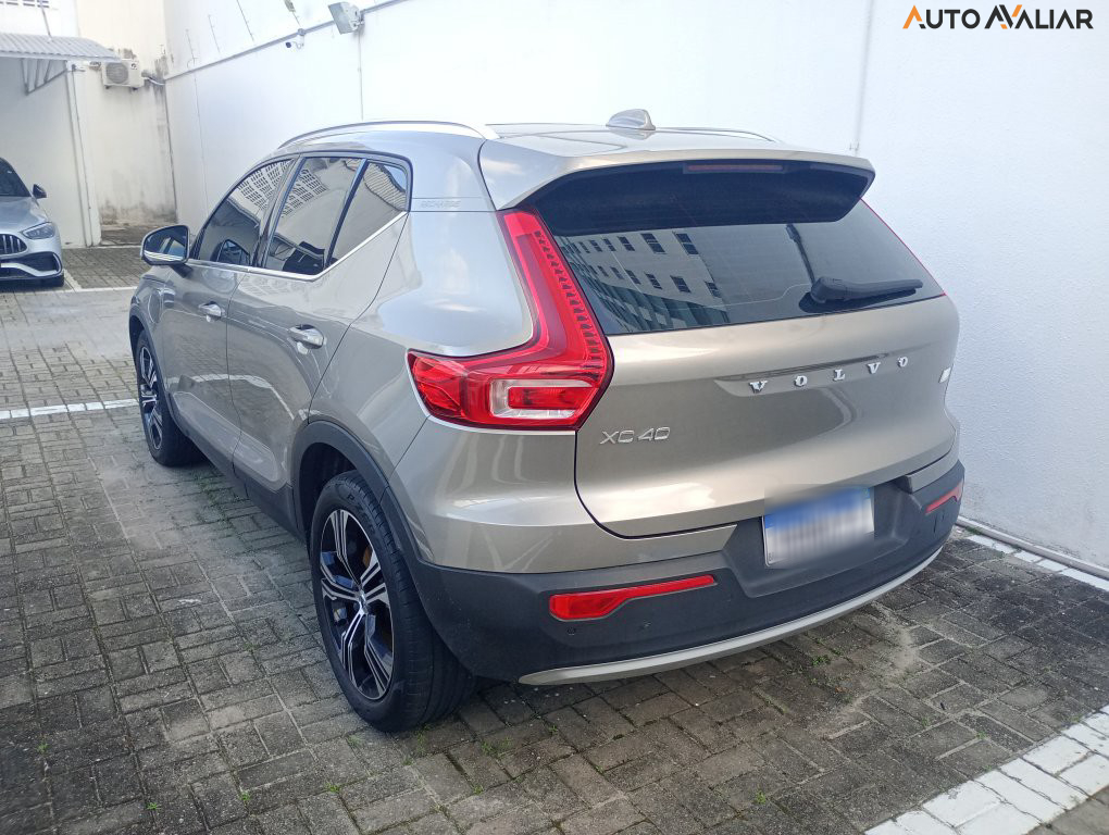 VOLVO XC 40 1.5 T5 RECHARGE INSCRIPTION GEARTRONIC