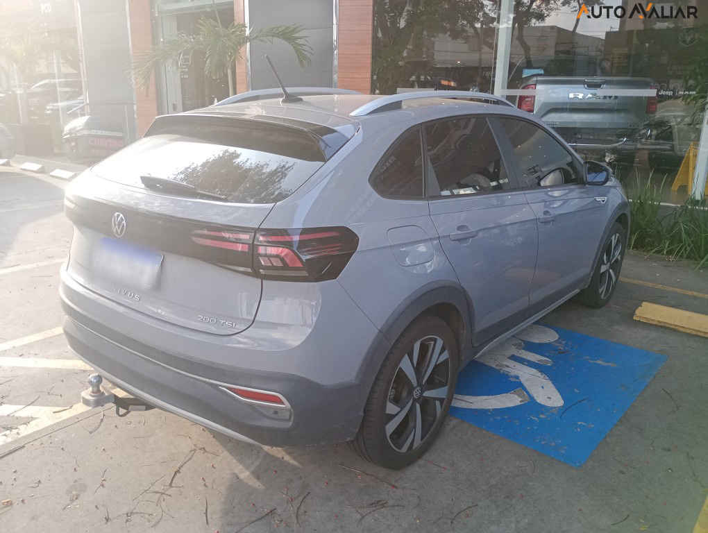VOLKSWAGEN NIVUS 1.0 200 TSI TOTAL FLEX HIGHLINE AUTOMÁTICO