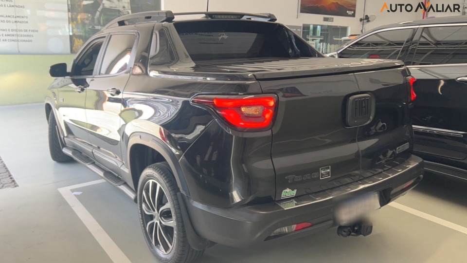 FIAT TORO 2.0 16v Turbo Diesel Ultra 4wd At9