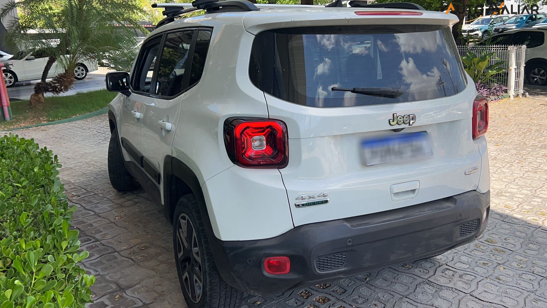 JEEP RENEGADE 2.0 16V TURBO DIESEL LONGITUDE 4P 4X4 AUTOMATICO