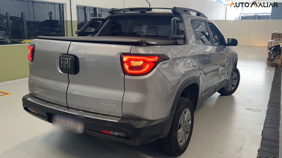 FIAT TORO 1.8 16V EVO FLEX FREEDOM AT6