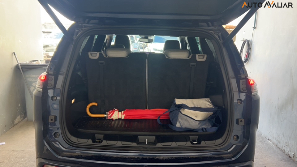 JEEP COMMANDER 2.0 TD380 TURBO DIESEL OVERLAND AT9