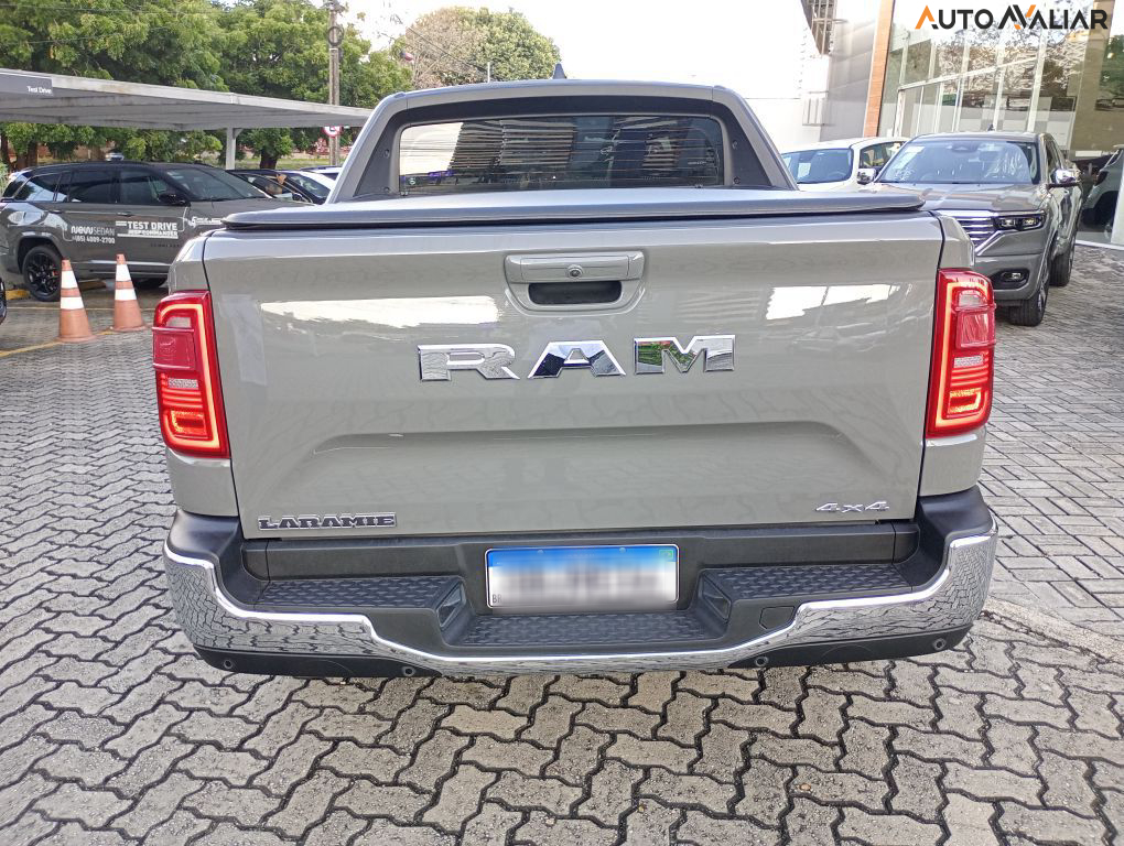 RAM RAMPAGE 2.0 TURBO DIESEL LARAMIE 4X4 AUTOMÁTICO