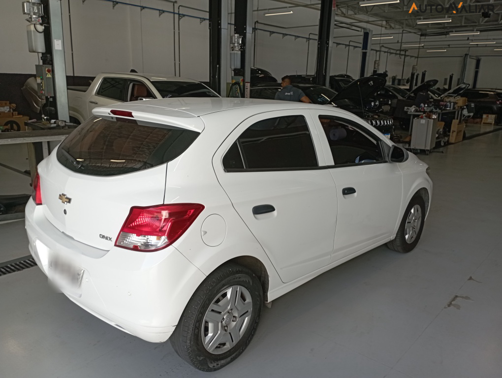 CHEVROLET ONIX 1.0 MPFI LS 8V FLEX 4P MANUAL
