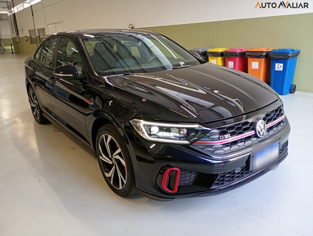 VOLKSWAGEN JETTA 2.0 350 TSI GASOLINA GLI DSG