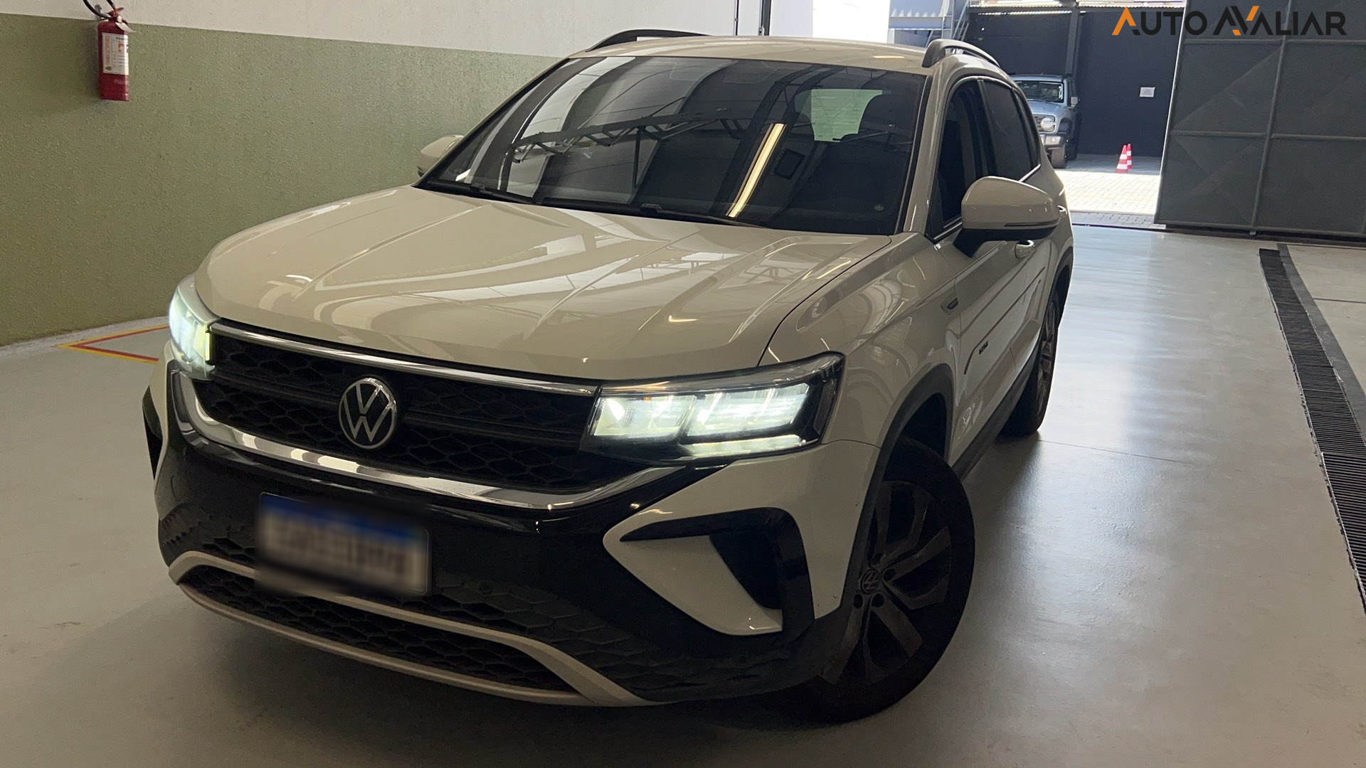 VOLKSWAGEN TAOS 1.4 250 TSI TOTAL FLEX COMFORTLINE AUTOMÁTICO