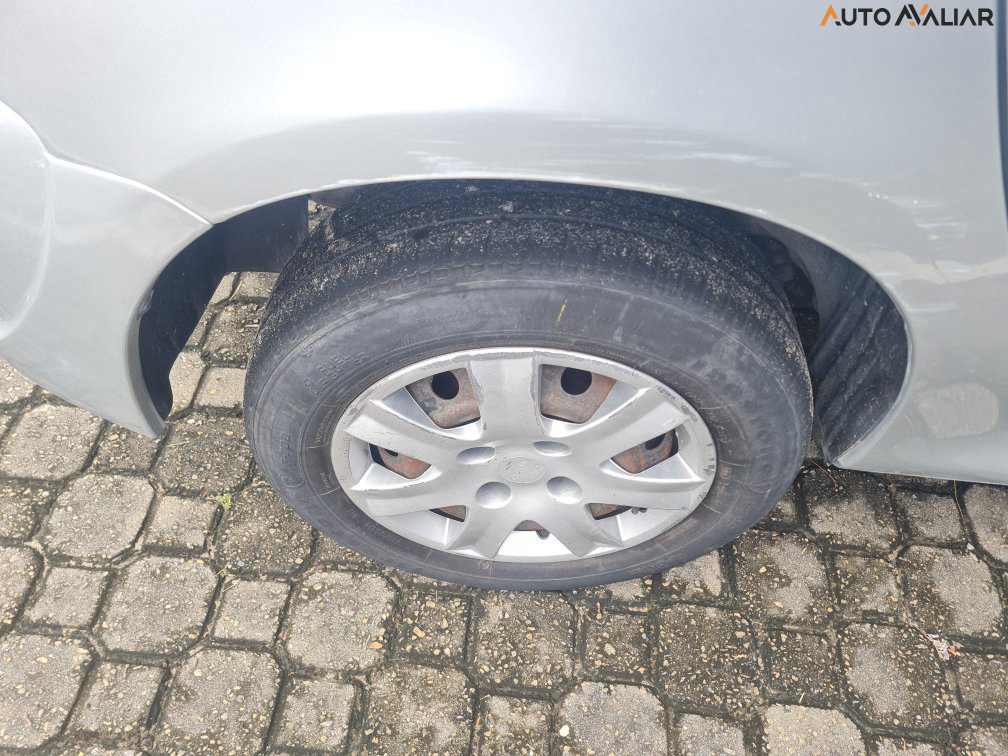 PEUGEOT 207 1.4 XR 8V FLEX 4P MANUAL