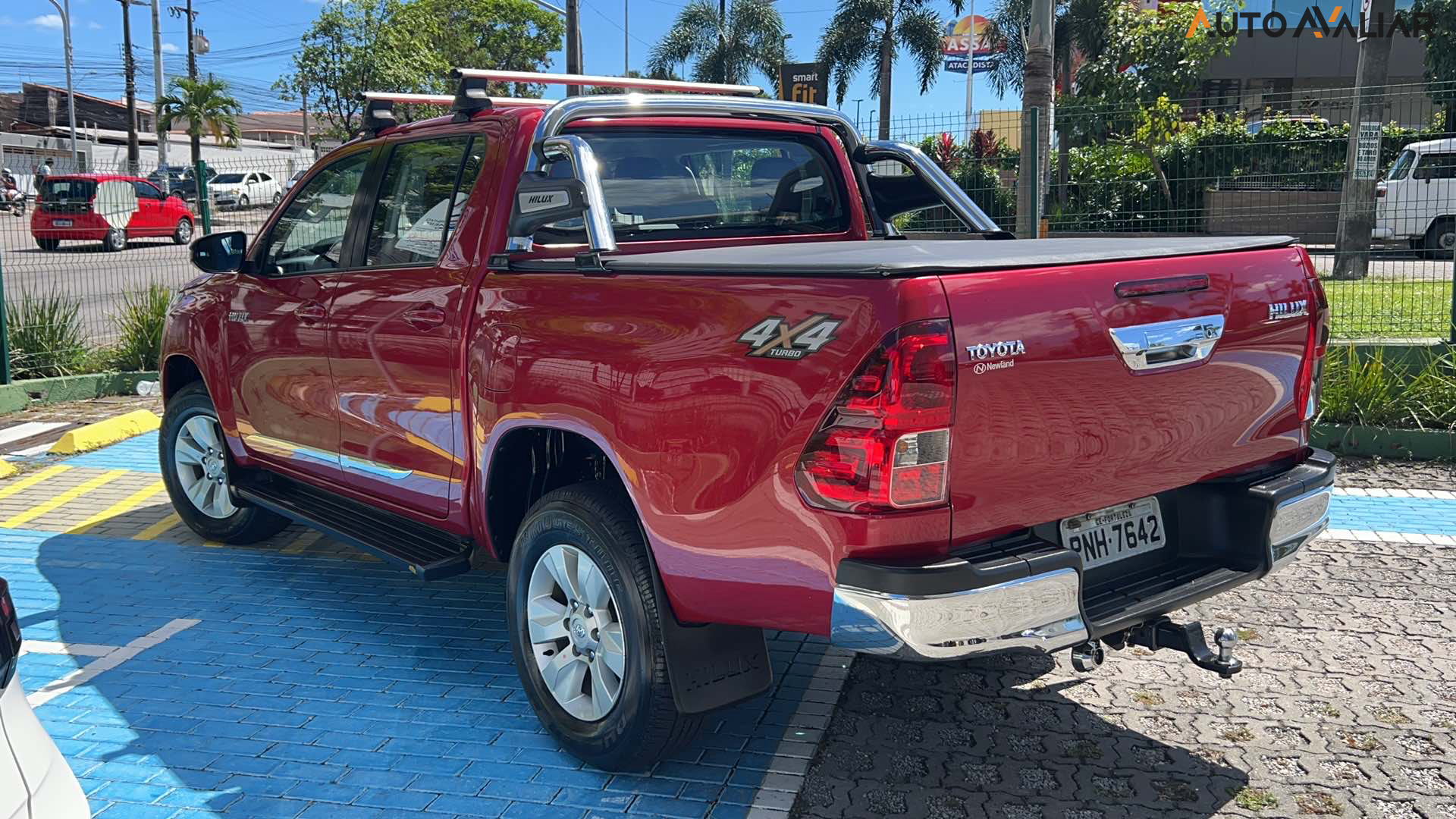 TOYOTA HILUX 2.8 SR 4X4 CD 16V DIESEL 4P AUTOMATICO
