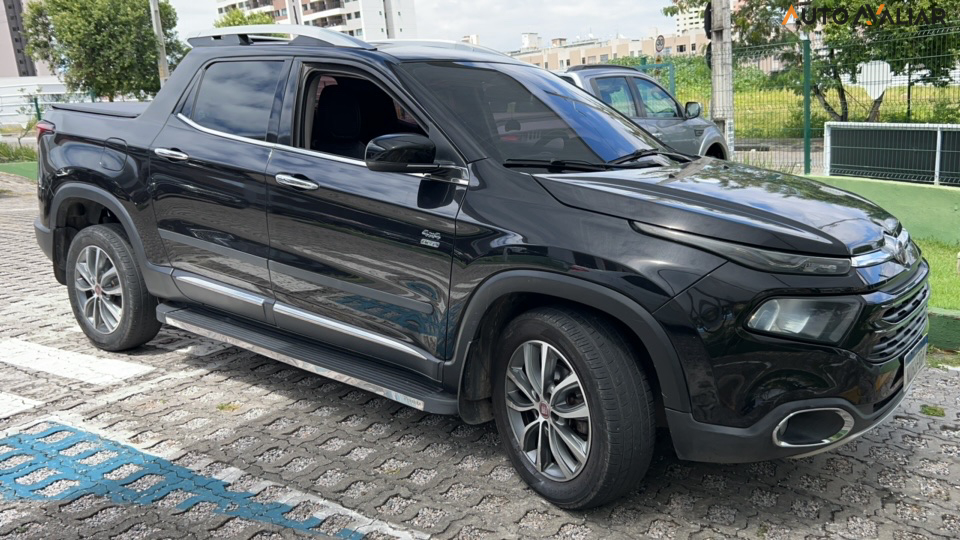 FIAT TORO 2.0 16V TURBO DIESEL VOLCANO 4WD AT9