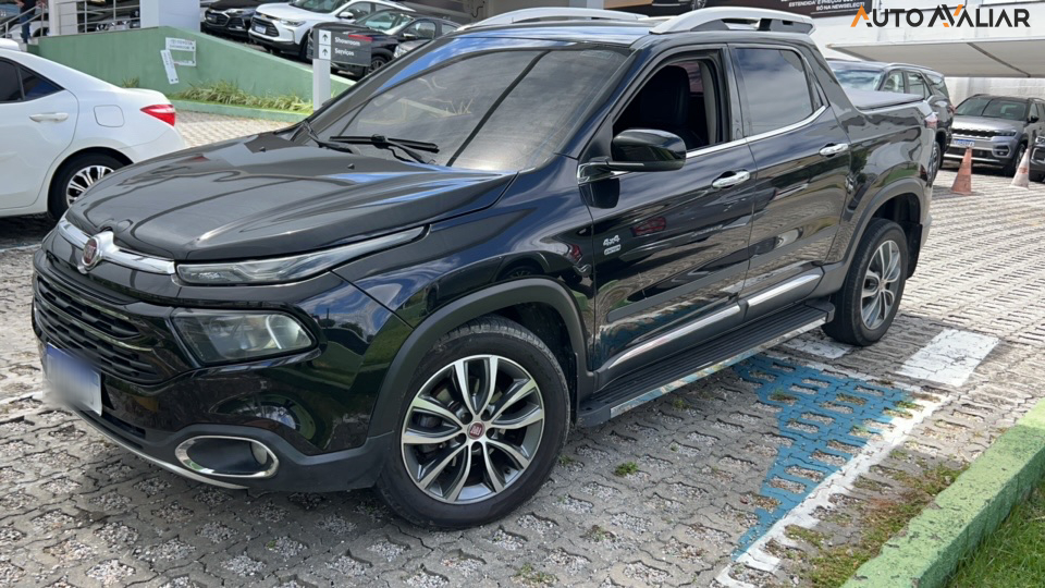 FIAT TORO 2.0 16V TURBO DIESEL VOLCANO 4WD AT9
