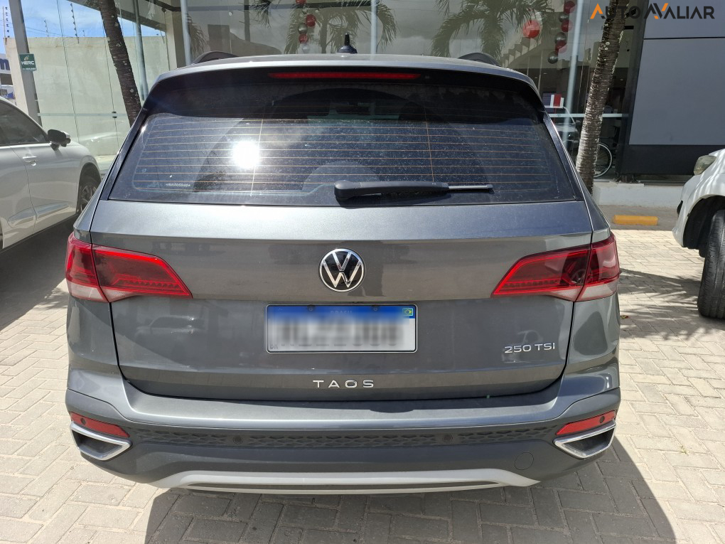 VOLKSWAGEN TAOS 1.4 250 TSI TOTAL FLEX COMFORTLINE AUTOMÁTICO