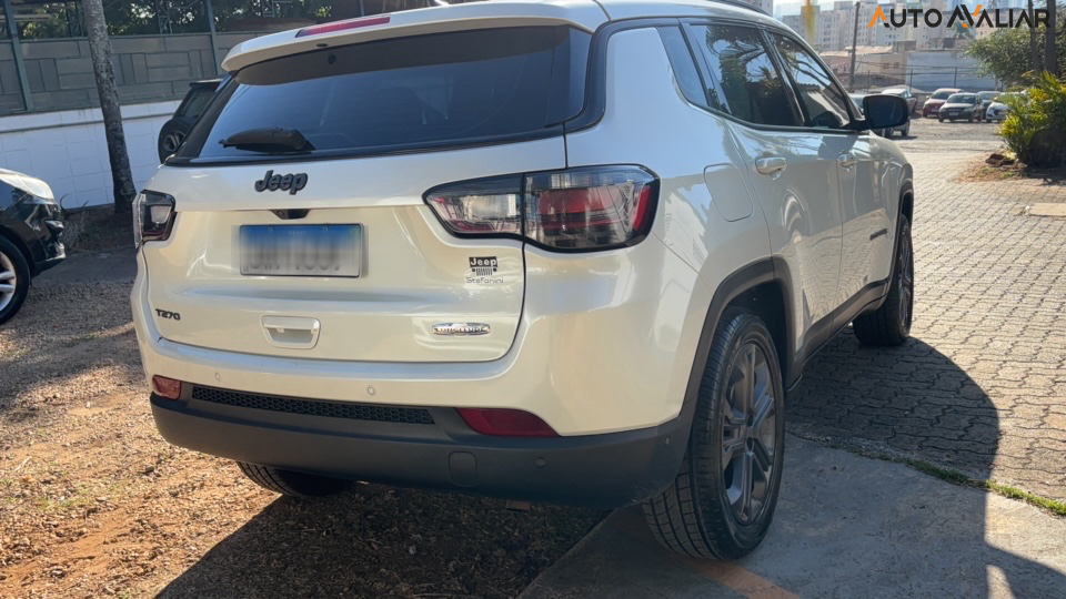 JEEP COMPASS 1.3 T270 TURBO FLEX LONGITUDE AT6