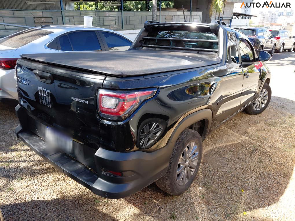 FIAT STRADA FREEEDOM 1.3 FLEX 8V CS PLUS
