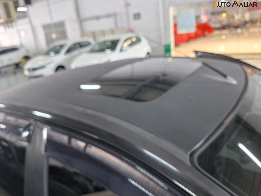 FORD FOCUS 2.0 GHIA 16V FLEX 4P AUTOMATICO